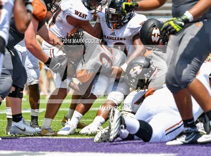 Thumbnail 2 in Hutto vs. West Mesquite photogallery.
