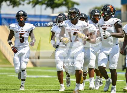 Thumbnail 1 in Hutto vs. West Mesquite photogallery.