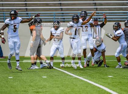 Thumbnail 3 in Hutto vs. West Mesquite photogallery.
