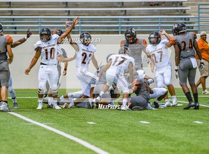 Thumbnail 3 in Hutto vs. West Mesquite photogallery.
