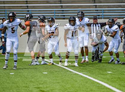 Thumbnail 1 in Hutto vs. West Mesquite photogallery.