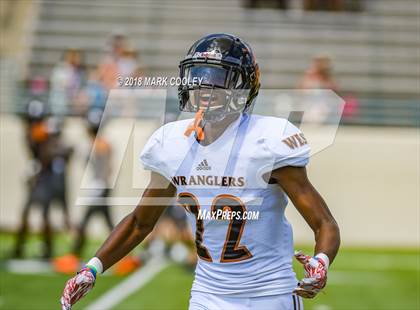 Thumbnail 2 in Hutto vs. West Mesquite photogallery.