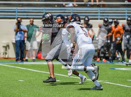 Thumbnail 3 in Hutto vs. West Mesquite photogallery.