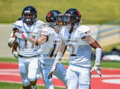 Thumbnail 1 in Hutto vs. West Mesquite photogallery.