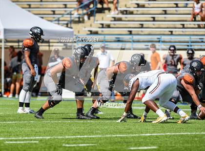 Thumbnail 3 in Hutto vs. West Mesquite photogallery.