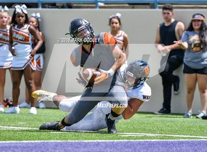 Thumbnail 3 in Hutto vs. West Mesquite photogallery.