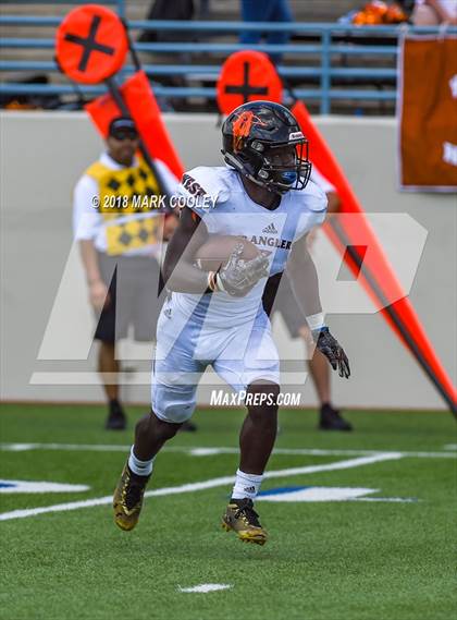 Thumbnail 2 in Hutto vs. West Mesquite photogallery.