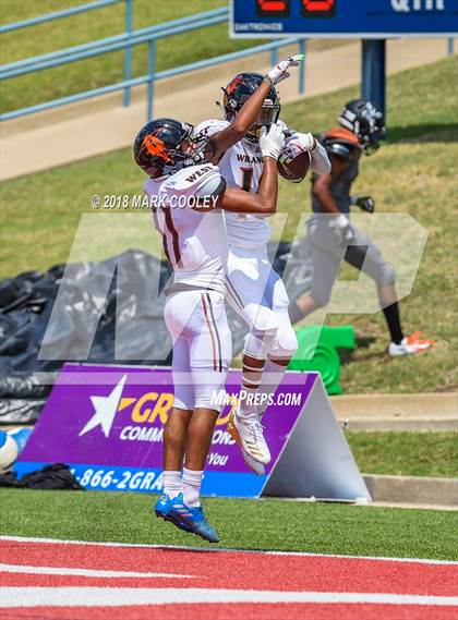 Thumbnail 1 in Hutto vs. West Mesquite photogallery.