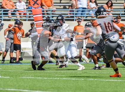 Thumbnail 2 in Hutto vs. West Mesquite photogallery.