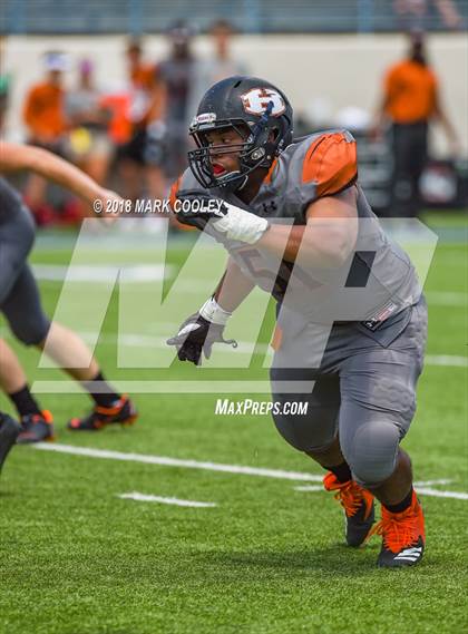 Thumbnail 2 in Hutto vs. West Mesquite photogallery.