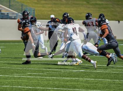 Thumbnail 2 in Hutto vs. West Mesquite photogallery.