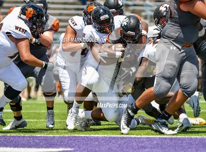 Thumbnail 2 in Hutto vs. West Mesquite photogallery.
