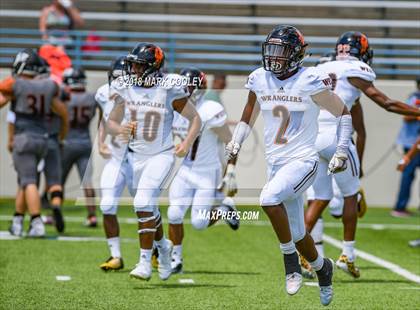 Thumbnail 3 in Hutto vs. West Mesquite photogallery.