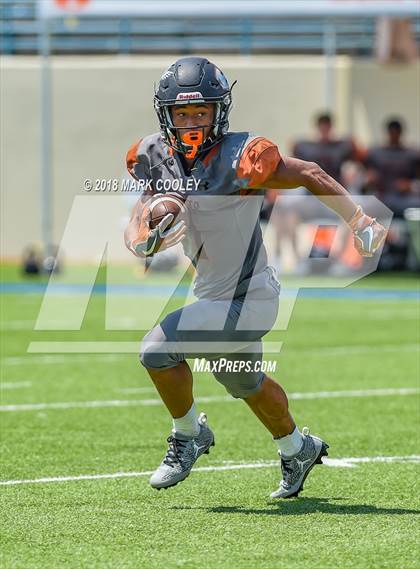 Thumbnail 1 in Hutto vs. West Mesquite photogallery.