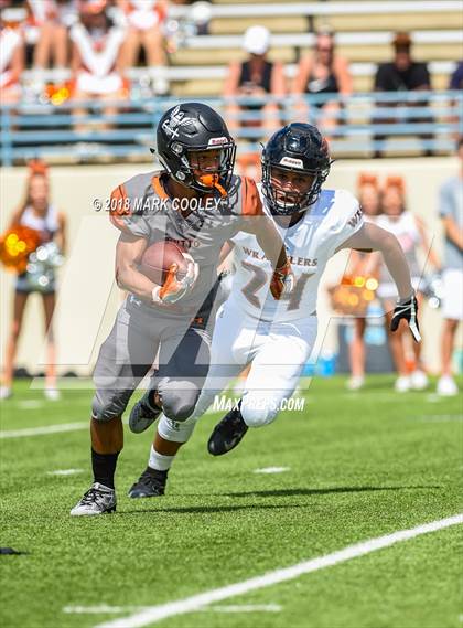 Thumbnail 1 in Hutto vs. West Mesquite photogallery.