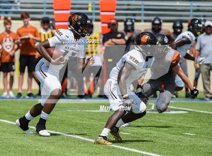 Thumbnail 1 in Hutto vs. West Mesquite photogallery.