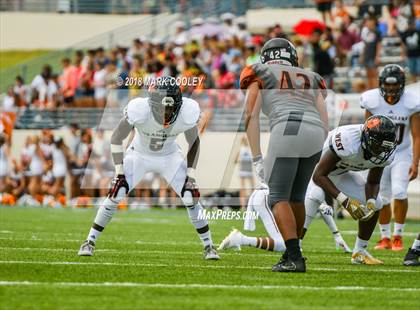 Thumbnail 3 in Hutto vs. West Mesquite photogallery.