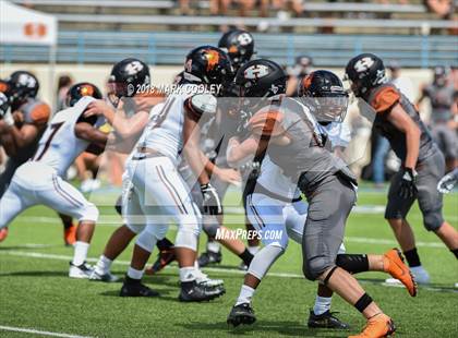 Thumbnail 3 in Hutto vs. West Mesquite photogallery.
