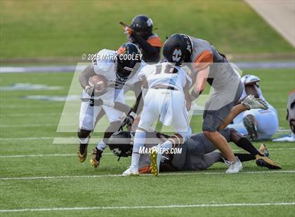 Thumbnail 3 in Hutto vs. West Mesquite photogallery.