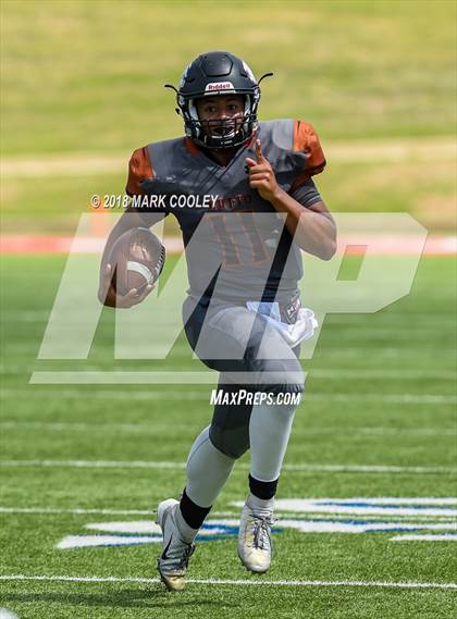 Thumbnail 1 in Hutto vs. West Mesquite photogallery.
