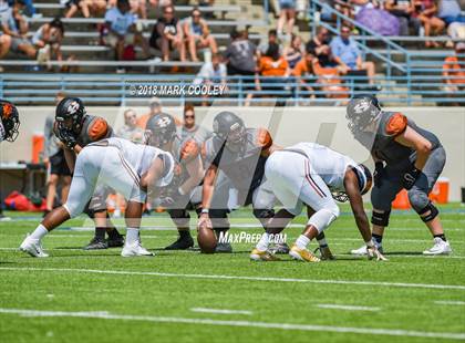 Thumbnail 3 in Hutto vs. West Mesquite photogallery.