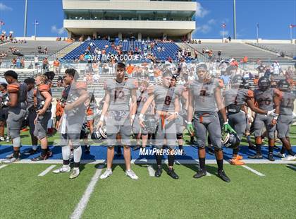 Thumbnail 3 in Hutto vs. West Mesquite photogallery.