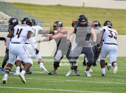 Thumbnail 2 in Hutto vs. West Mesquite photogallery.