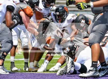 Thumbnail 3 in Hutto vs. West Mesquite photogallery.