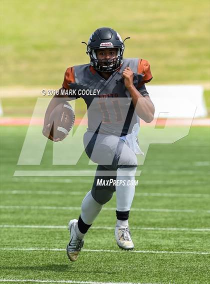 Thumbnail 2 in Hutto vs. West Mesquite photogallery.