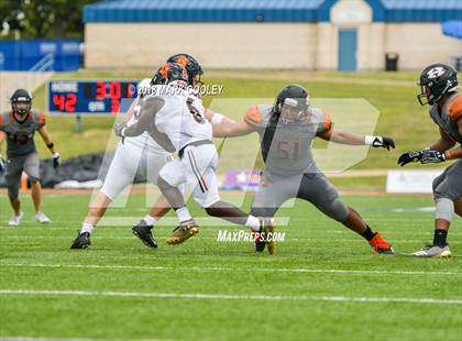 Thumbnail 1 in Hutto vs. West Mesquite photogallery.