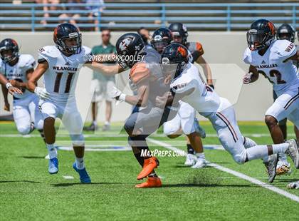 Thumbnail 2 in Hutto vs. West Mesquite photogallery.
