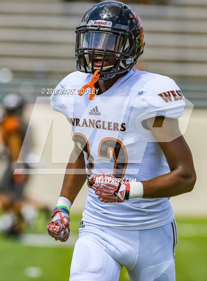 Thumbnail 1 in Hutto vs. West Mesquite photogallery.