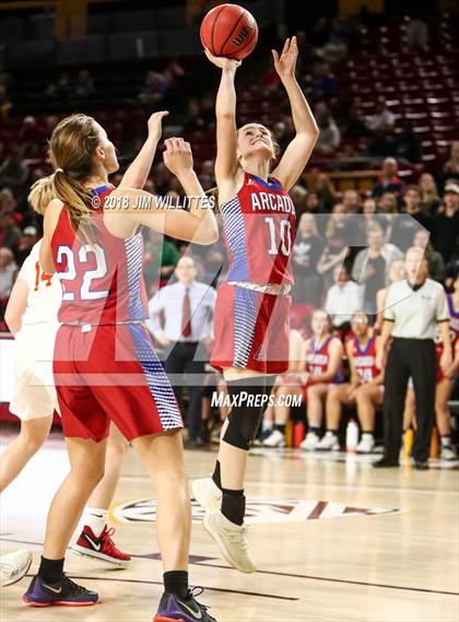 Thumbnail 1 in Arcadia vs. Chaparral  (AIA 5A Semifinal) photogallery.