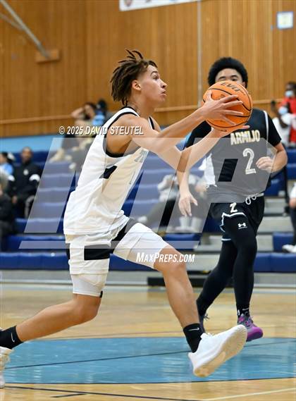 Thumbnail 1 in Armijo @ Burbank photogallery.