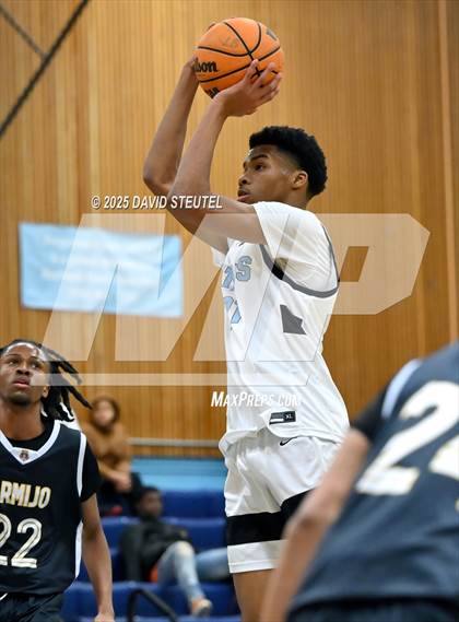 Thumbnail 2 in Armijo @ Burbank photogallery.