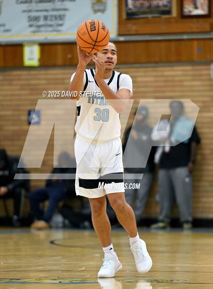 Thumbnail 1 in Armijo @ Burbank photogallery.