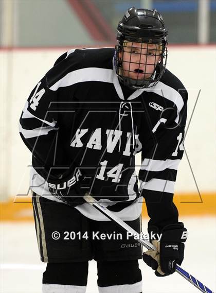 Thumbnail 3 in Xavier vs. St. Joseph (West Haven Christmas D1 3rd Place) photogallery.