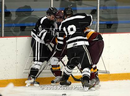 Thumbnail 1 in Xavier vs. St. Joseph (West Haven Christmas D1 3rd Place) photogallery.