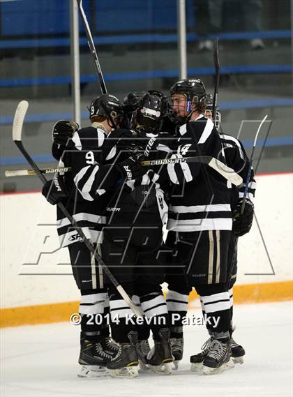 Thumbnail 3 in Xavier vs. St. Joseph (West Haven Christmas D1 3rd Place) photogallery.