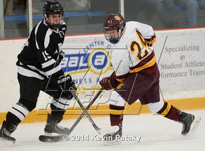 Thumbnail 3 in Xavier vs. St. Joseph (West Haven Christmas D1 3rd Place) photogallery.