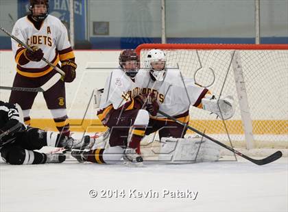 Thumbnail 3 in Xavier vs. St. Joseph (West Haven Christmas D1 3rd Place) photogallery.
