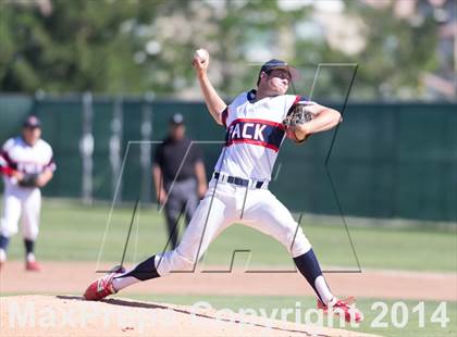 Thumbnail 3 in Aliso Niguel vs. Great Oak  (CIF SS Division 2 Quarterfinal Playoff) photogallery.