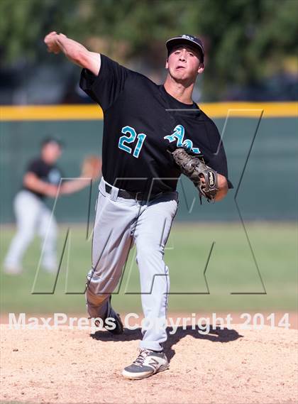 Thumbnail 2 in Aliso Niguel vs. Great Oak  (CIF SS Division 2 Quarterfinal Playoff) photogallery.