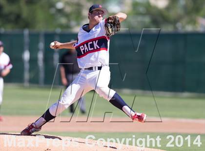 Thumbnail 2 in Aliso Niguel vs. Great Oak  (CIF SS Division 2 Quarterfinal Playoff) photogallery.