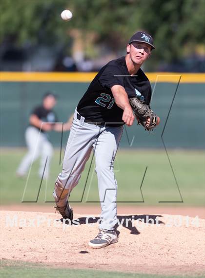 Thumbnail 3 in Aliso Niguel vs. Great Oak  (CIF SS Division 2 Quarterfinal Playoff) photogallery.