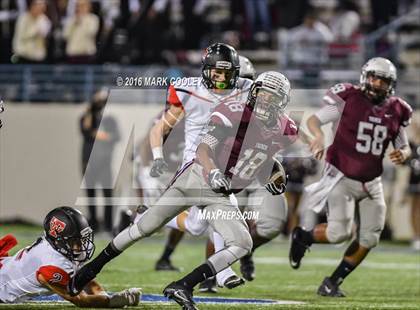 Thumbnail 3 in West vs. Cameron Yoe (UIL 3A Bi-District Playoff) photogallery.