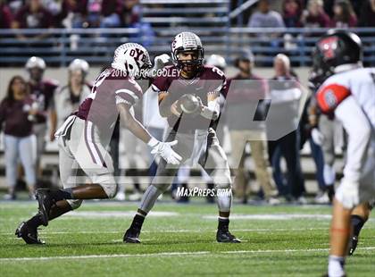 Thumbnail 2 in West vs. Cameron Yoe (UIL 3A Bi-District Playoff) photogallery.