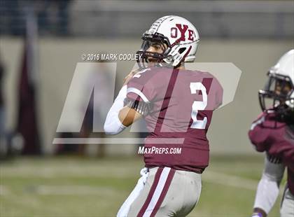 Thumbnail 1 in West vs. Cameron Yoe (UIL 3A Bi-District Playoff) photogallery.