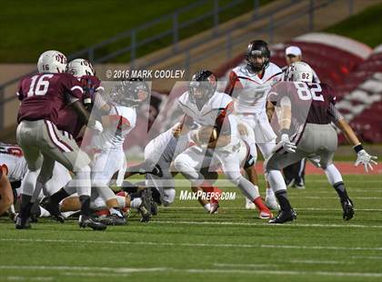 Thumbnail 2 in West vs. Cameron Yoe (UIL 3A Bi-District Playoff) photogallery.