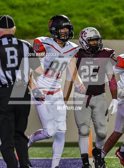 Thumbnail 1 in West vs. Cameron Yoe (UIL 3A Bi-District Playoff) photogallery.